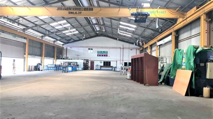 Kota Puteri, Masai Detached Factory With Overhead Crane For Sale