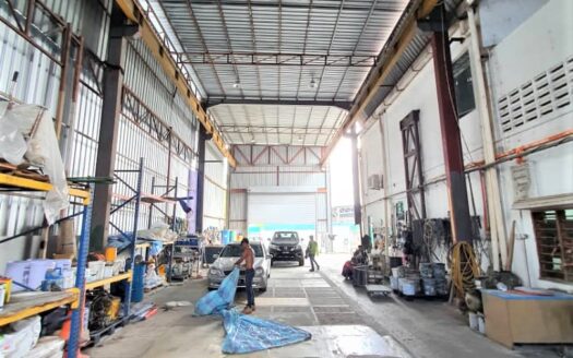 Senai Semi Detached Factory For Rent